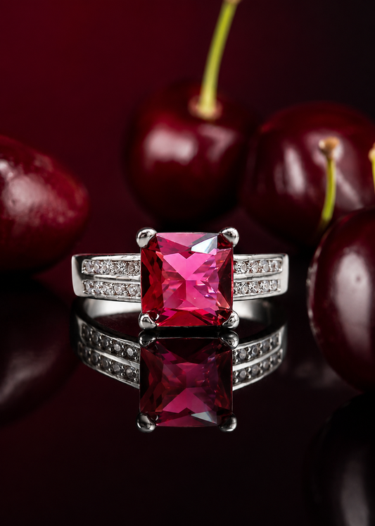 Elegant Ring Silver-Red